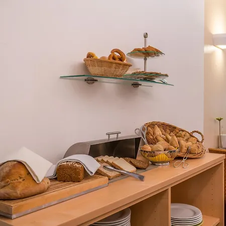 Hotel Airporthotel Residenz 3*