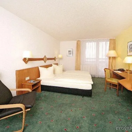 Airporthotel Residenz 3*